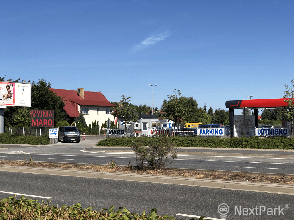 Long Term Car Park Wroclaw Airport nextpark.pl